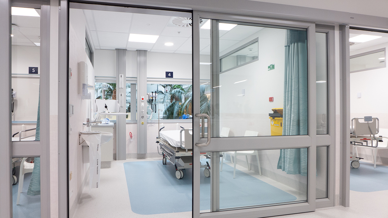Klein_Auckland_Hospital_CDU_Patient_Room